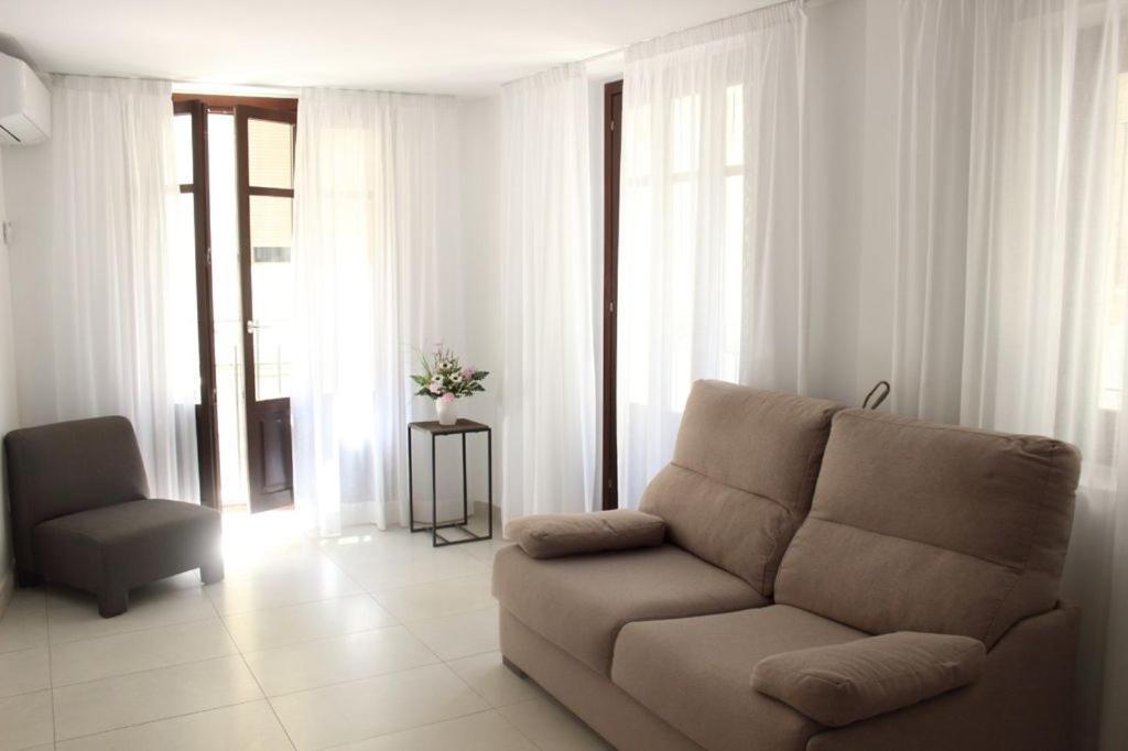 Plaza Negrito Apartments Valenza Esterno foto
